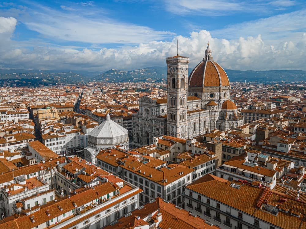 Geo-flexible jobs and work opportunities in Florence, Italy